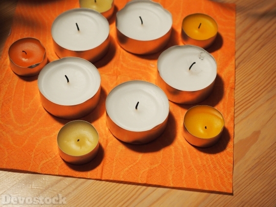Devostock Tea Lights Candle Wax 4K