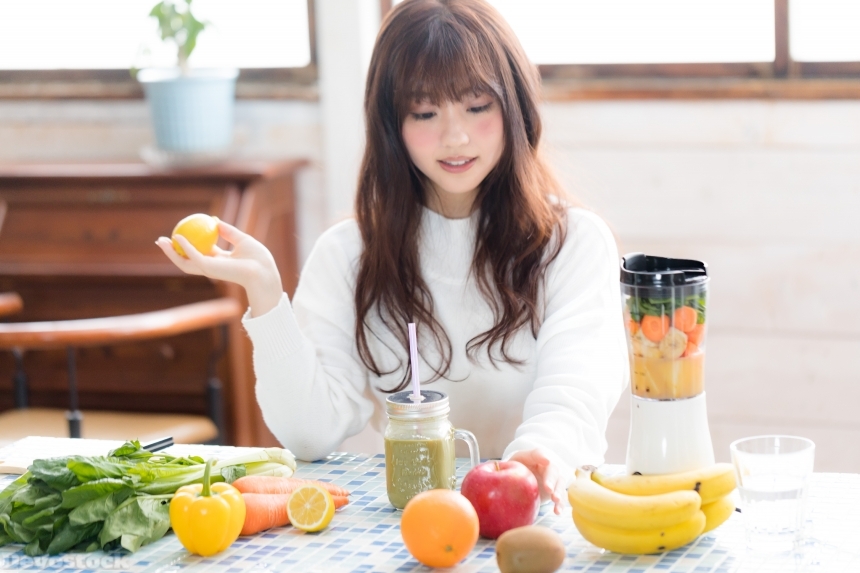 Devostock Beautiful Girl Healthy Lifestyle Fruits Smoothie Blender 4k