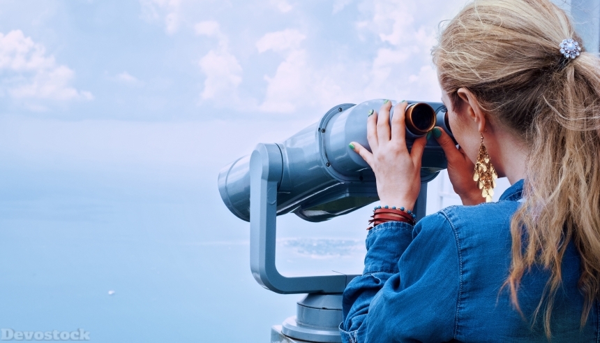 Devostock Blonde Girl Backside Sky Binoculars Lens Watching 4k