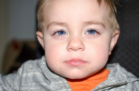 Devostock Boy Toddler Face Child 4K