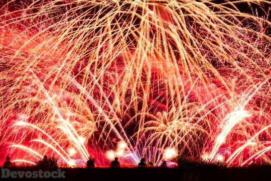 Devostock Huge Stunning Fireworks Colorful 4k