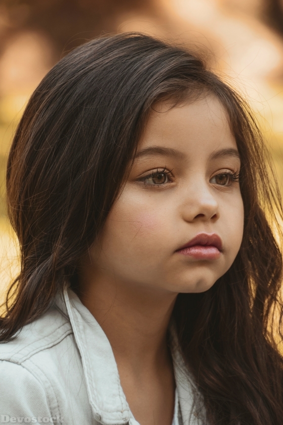 Devostock Little Girl Adorable Beautiful Girl Beauty Face 4K