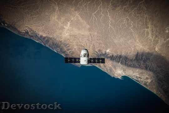 Devostock aerial-view-earth-exploration-60132