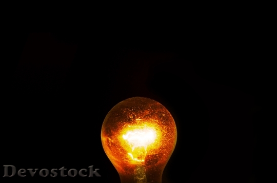 Devostock bulb-close-up-dark-296322