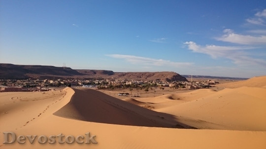 Devostock Desert beautiful image  (388)