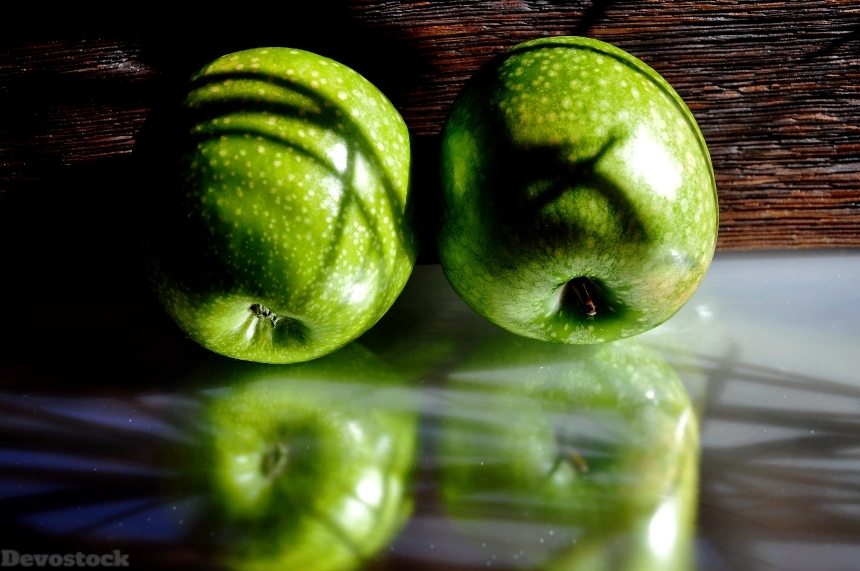 Devostock Apple Fruit Green Apple 3