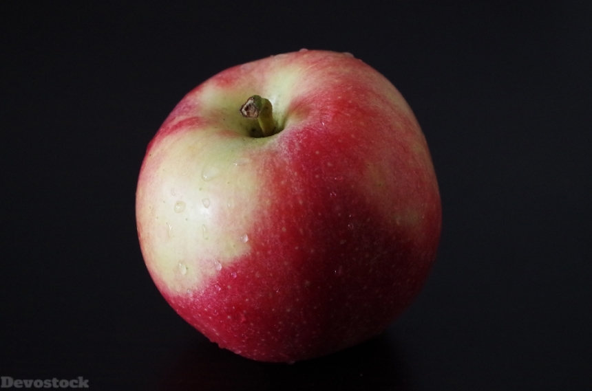 Devostock Apple Fruit Health Red 0