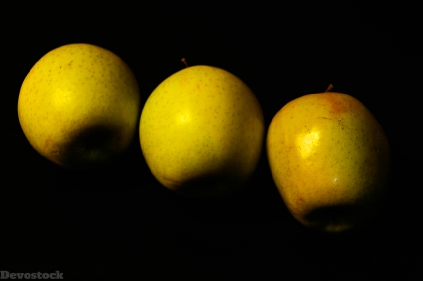 Devostock Apples Fruit Green 1331780