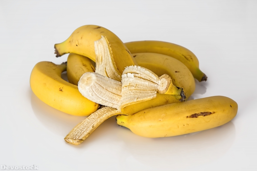 Devostock Banana Tropical Fruit Yellow