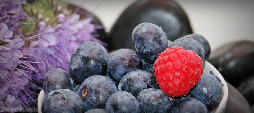 Devostock Blueberries Raspberry Fruits Fruit 0