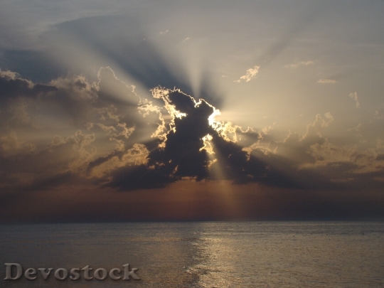 Devostock Eclipse Cloud Cover Sun