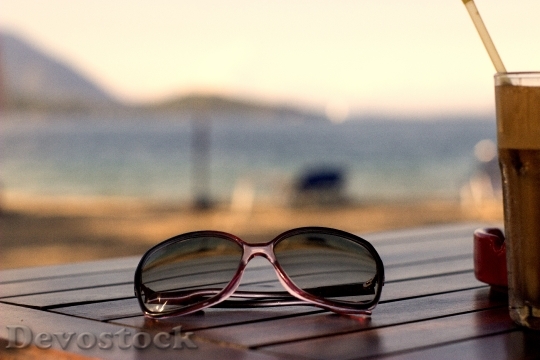 Devostock Eyeglasses Macro Closeup Stylish 51378.jpeg