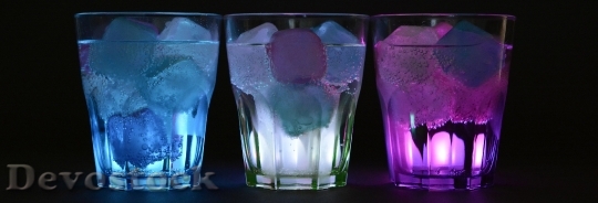 Devostock Glasses Ice Cubes Illuminated Drink 162475.jpeg
