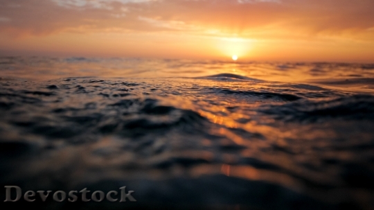 Devostock Ocean Surface Sunset Waves