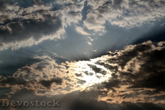Devostock Sunlight Sunrays Rays Clouds 0