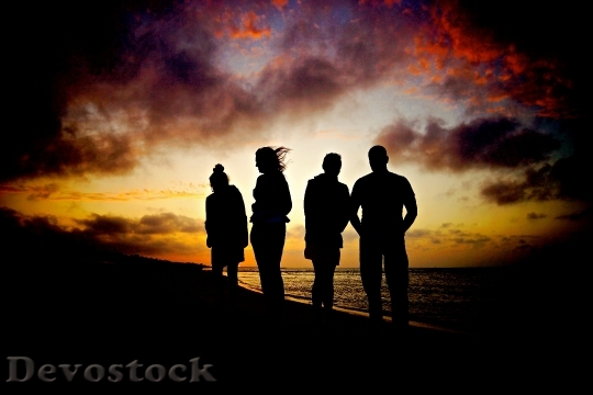 Devostock Sunset Beach Silhouettes 865310