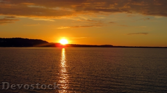 Devostock Sunset Romantic Golden Water 1