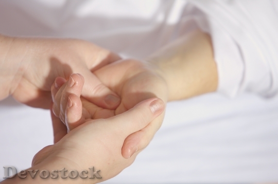 Devostock Treatment Finger Keep Hand 161477.jpeg