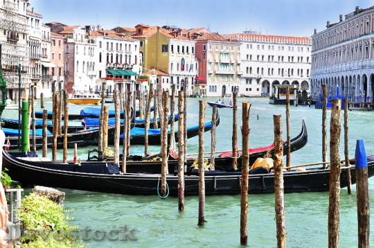 Devostock Venice Grand Canal Water Boats 161907.jpeg
