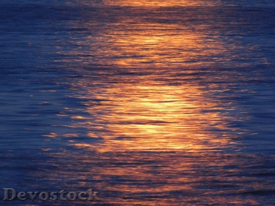 Devostock Water Refraction Moon Coast