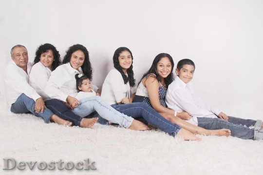 Devostock Lating family photo