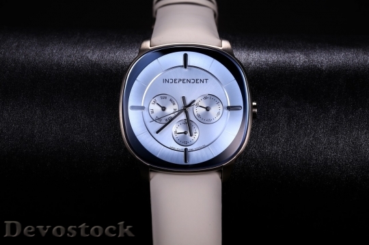 Devostock watch clock  (325)