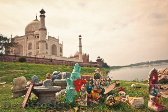 Devostock Agra India Mahal Taj