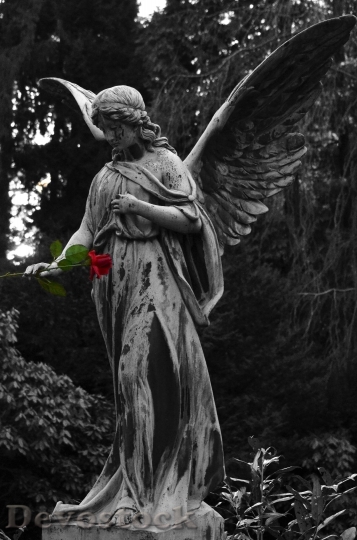 Devostock Angel Statue Sculpture Cemetery