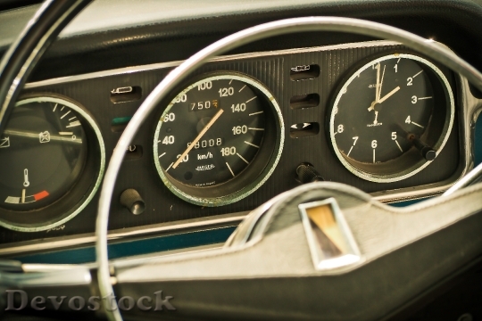 Devostock Auto Dashboard Steering Wheel