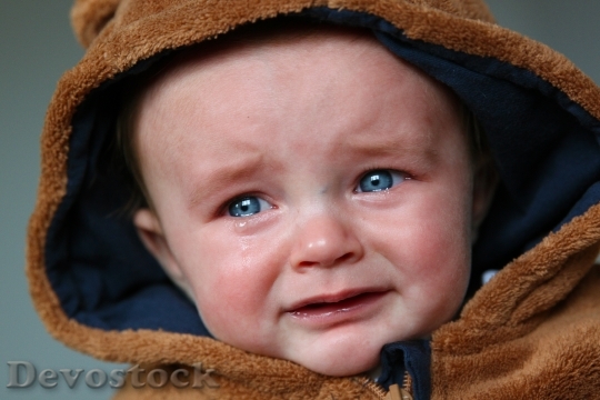 Devostock Baby Tears Small Child 0