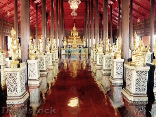 Devostock Bangkok Buddha Gold Meditation 22