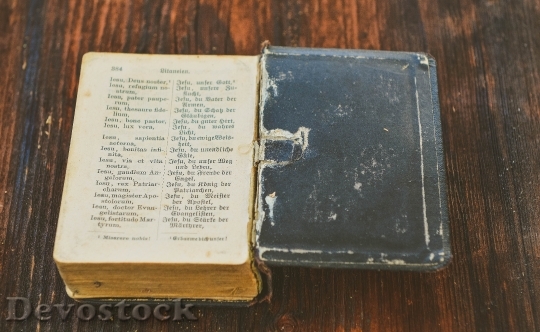 Devostock Book Prayer Book Faith