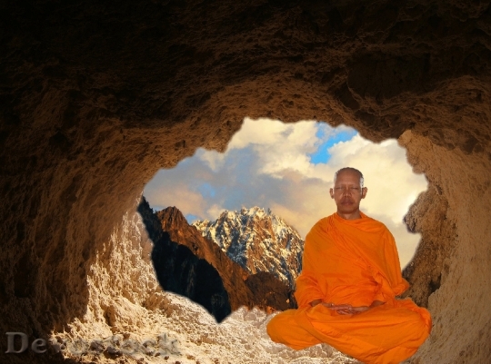 Devostock Buddhist Monk Buddhism Meditation 3