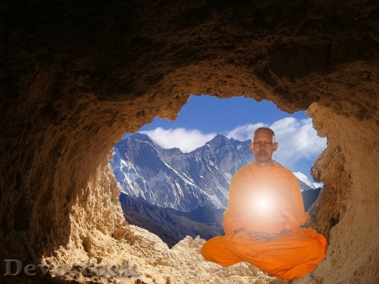 Devostock Buddhist Monk Buddhism Meditation 6