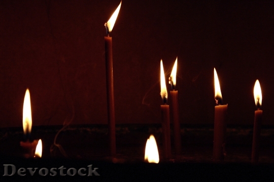 Devostock Candle Dark Light Flame
