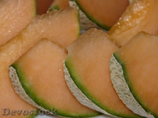 Devostock Cantaloupe Melon Yellow Canary 0