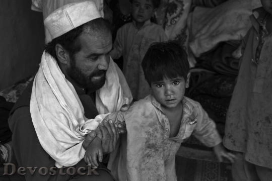Devostock Child Dirty Poor Afghanistan