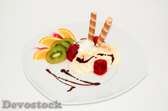 Devostock Dessert Ice Cream Fruit 12