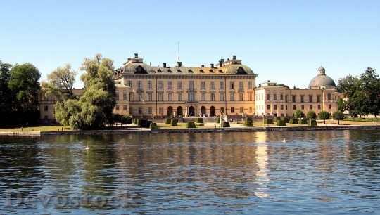 Devostock Drottningholm Palace Residence 729463