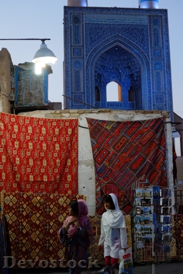 Devostock Eran Mosque Esfahan Scarves