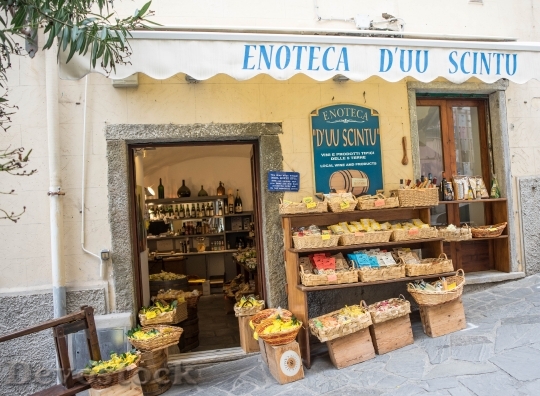 Devostock Europe Italy Storefront Fruit