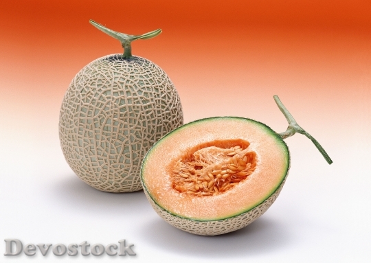 Devostock Fresh Galia Melon Slice