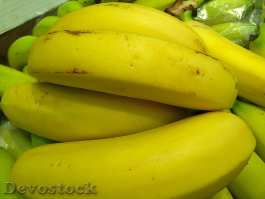 Devostock Fruit Bananas Market 824084