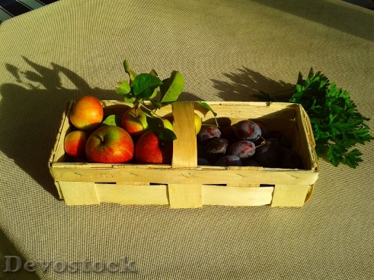 Devostock Fruit Basket Fruit Apple