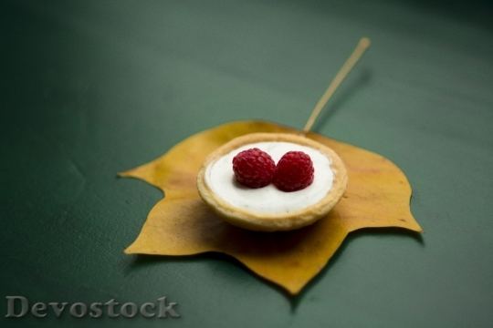 Devostock Fruit Leaf Dessert Food