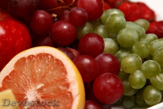 Devostock Fruit Uva Orange Grape