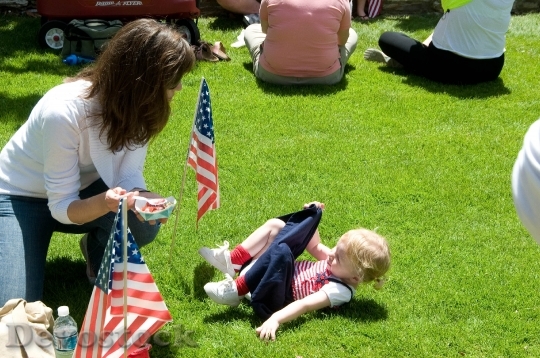 Devostock Girl Toddler Flag Lawn