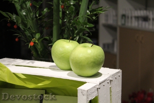Devostock Green Apples Apples Fruit