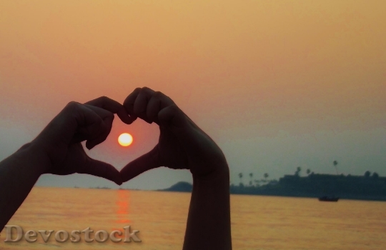 Devostock Heart Love Summer Shape