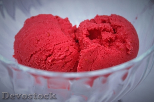 Devostock Ice Cream Raspberry Food